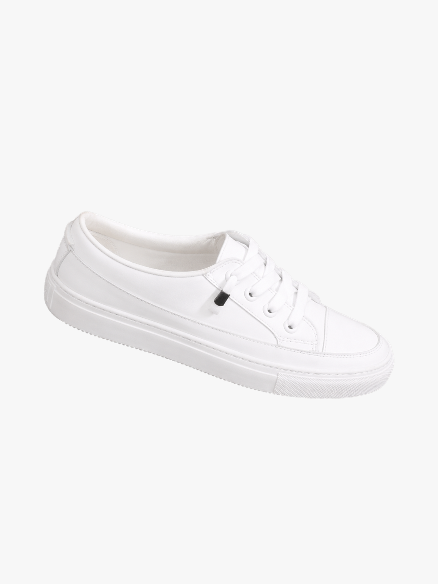 CLASSIC LACE-UP SHOES FOR WOMEN