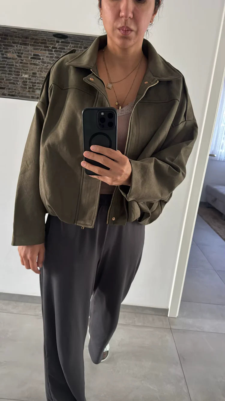 <p>Vsi ga obožujejo, povsod. Ne zamudite ga.<br/></p>