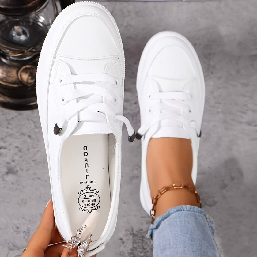 CLASSIC LACE-UP SHOES FOR WOMEN
